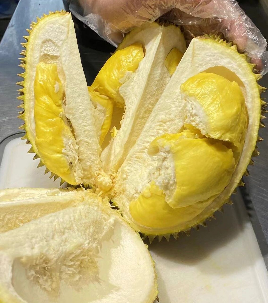 这个季节,莲控们一定要尝尝的榴莲品种^_^ (甲仑榴莲) 【优点】:泰国