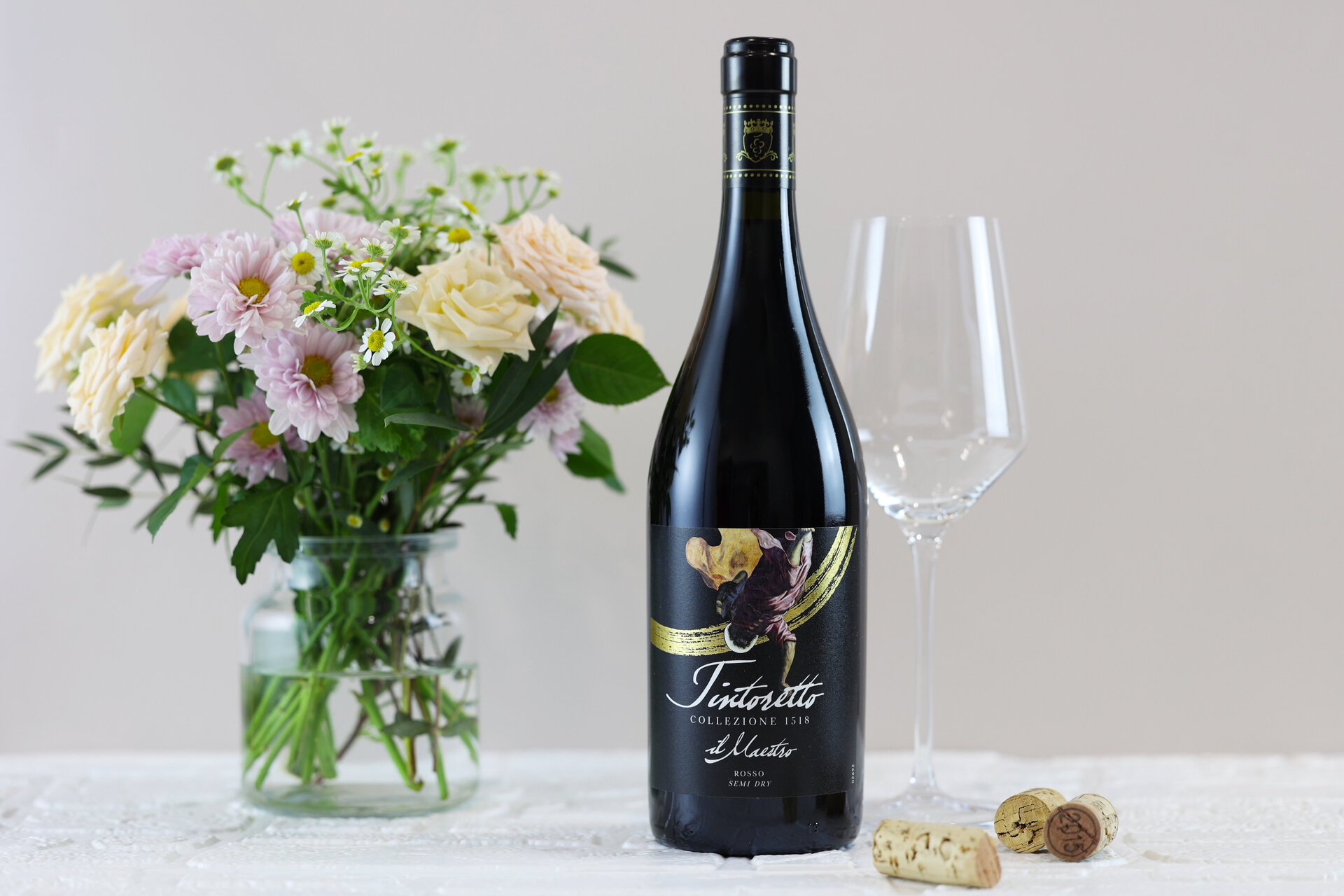 卡维罗酒庄在1966年以农业合作社的形式成立,正式开启