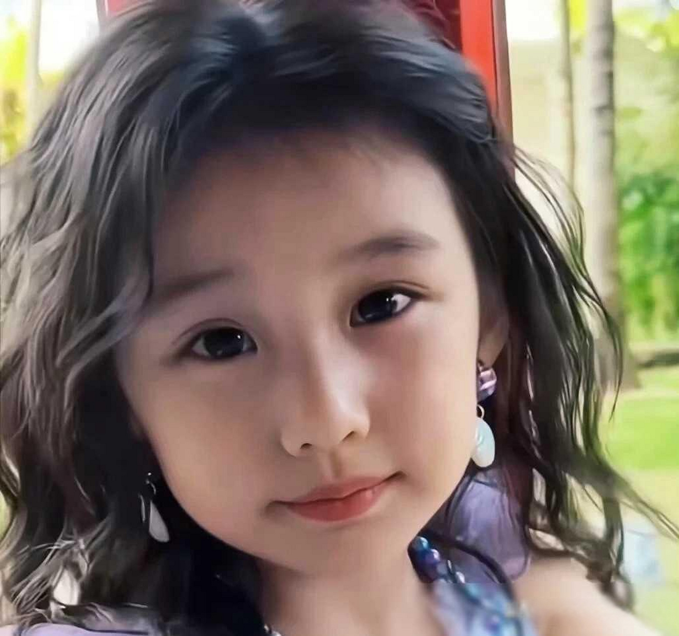 杨幂刘恺威女儿小糯米近照!
