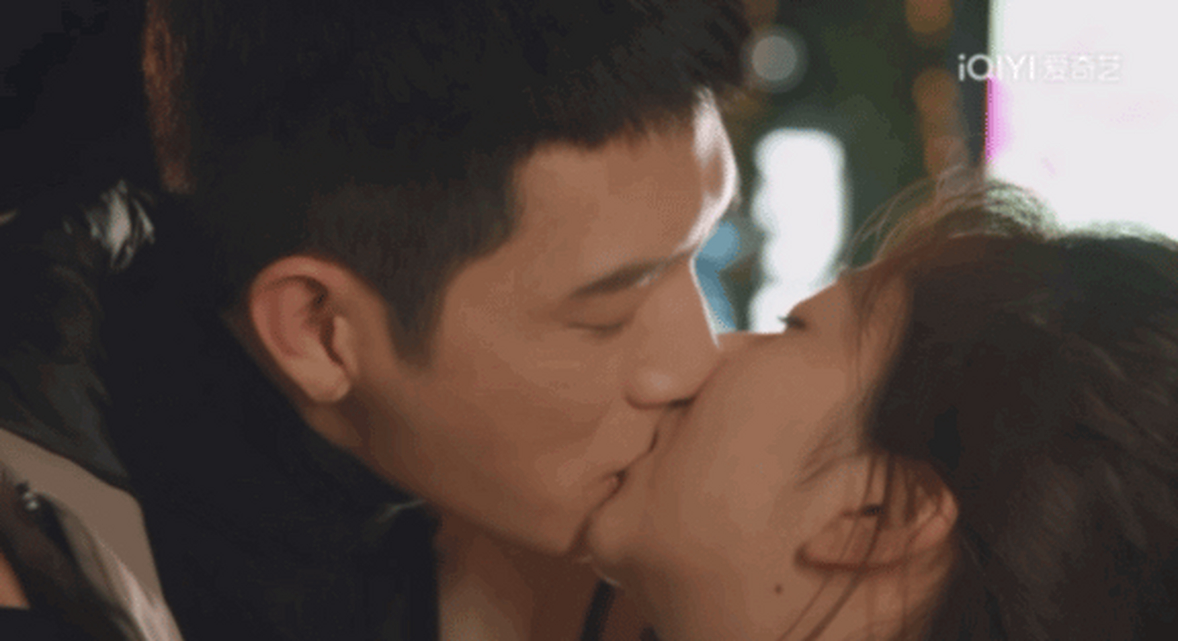 井柏然谭松韵含戒指吻戏#《归路》井柏然,谭松韵的钻戒吻,这个剧鞘乔