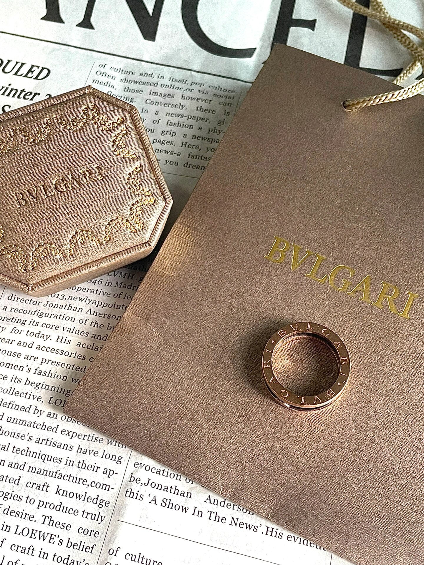 宝格丽慈善款戒指 黑陶瓷戒指