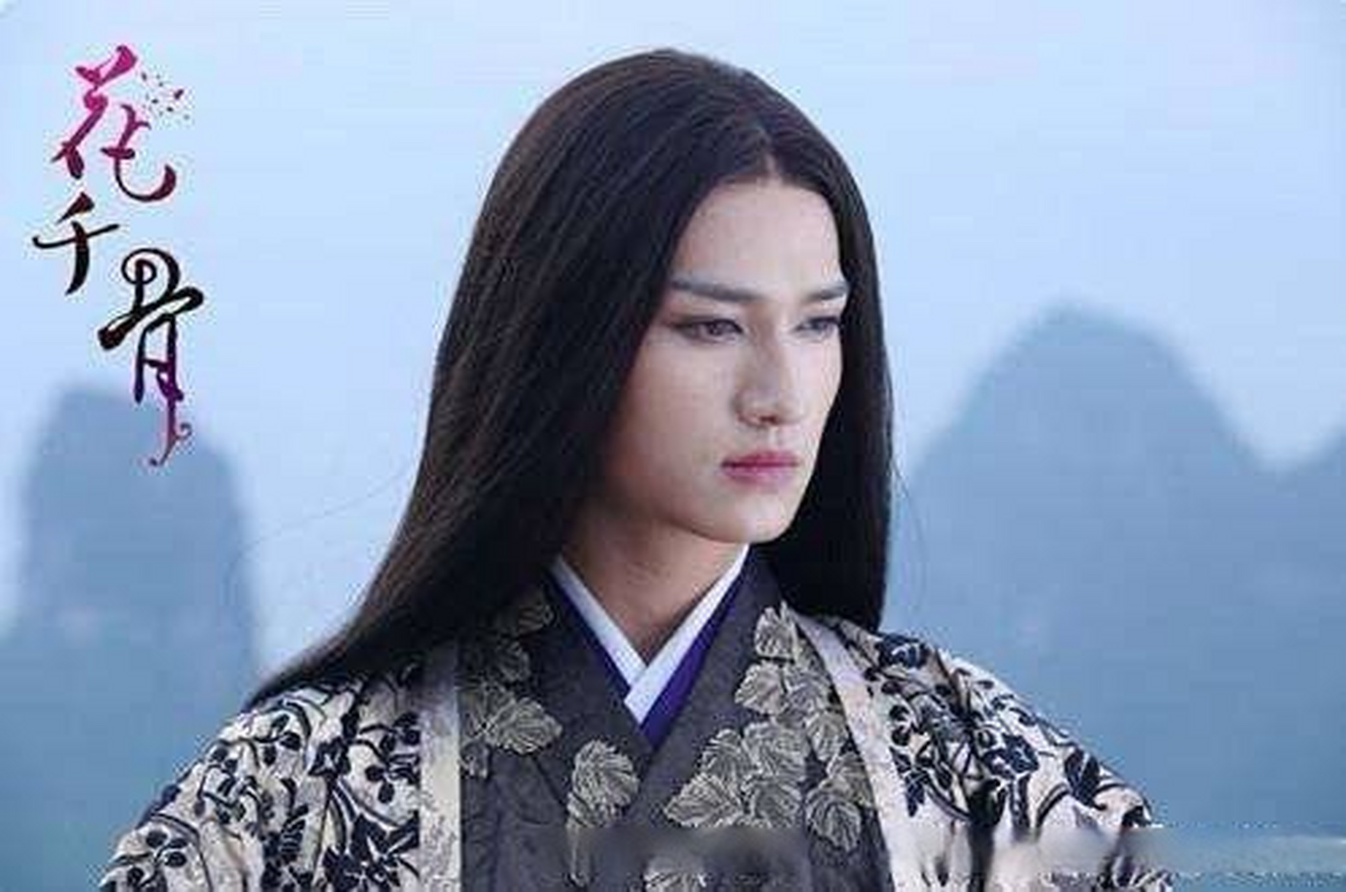 金晨的美商怎么越来越跑偏了.有点撞脸杀阡陌了  #差点没认出金晨