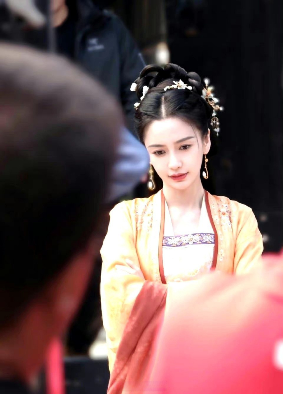 angelababy杨颖《相思令》路透96 感觉这个古装扮相还不错