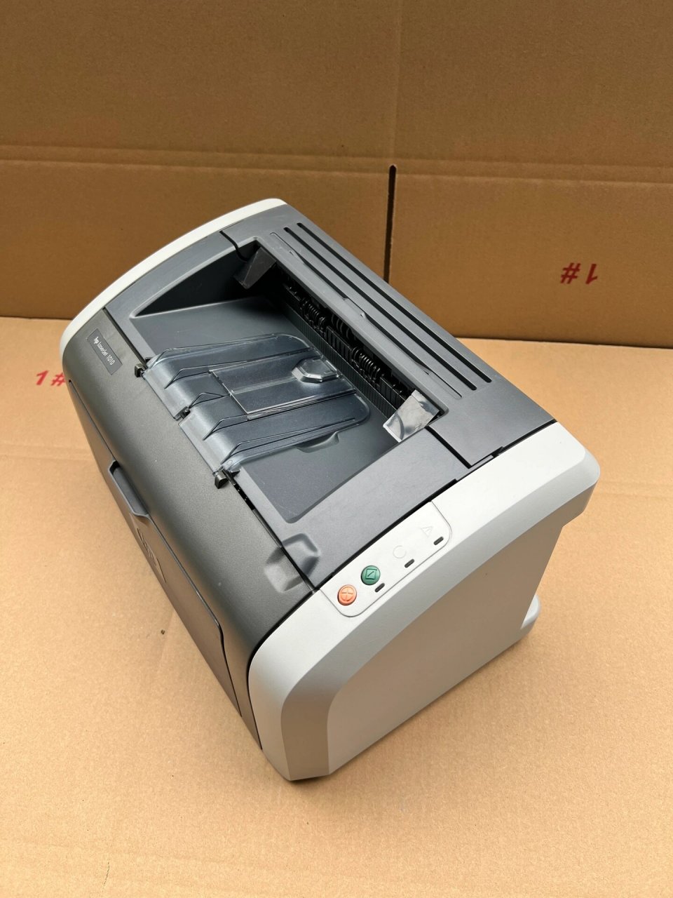 惠普1010 a4黑白激光单打印机 原装机器无拆无修无暗病,配件齐全到手