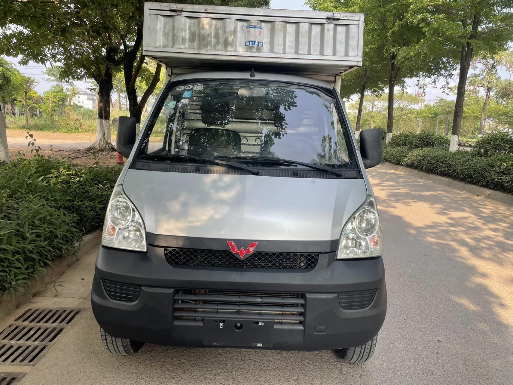 17五菱单排集装箱,1.5排量带空调