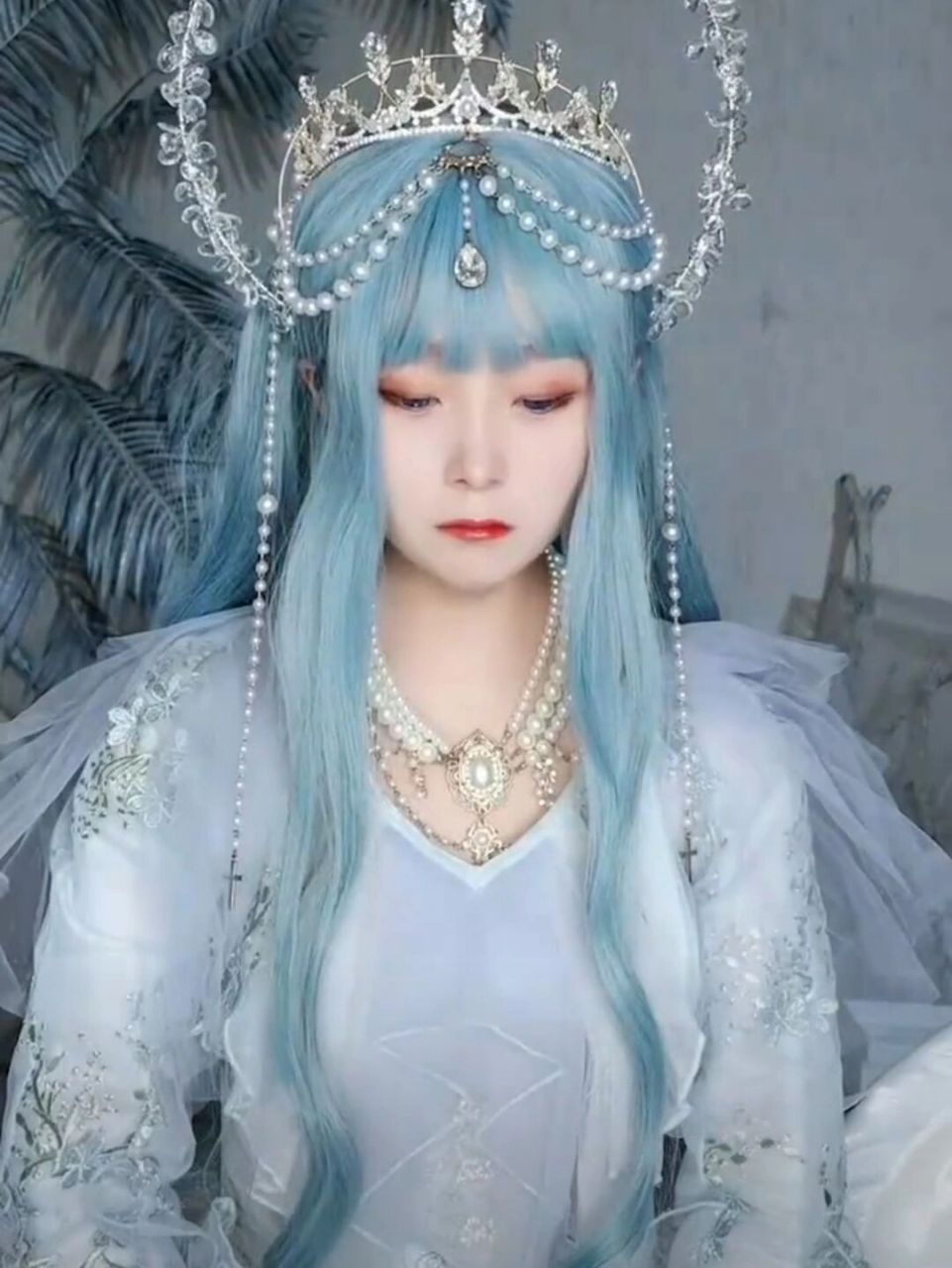 《宇宙传说》 冬夏&安柒 从一个天真活泼的小公主慢慢的成长到掌管光