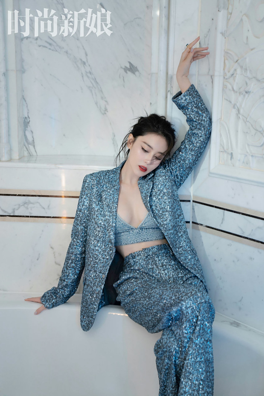 张馨予时尚新娘杂志封面