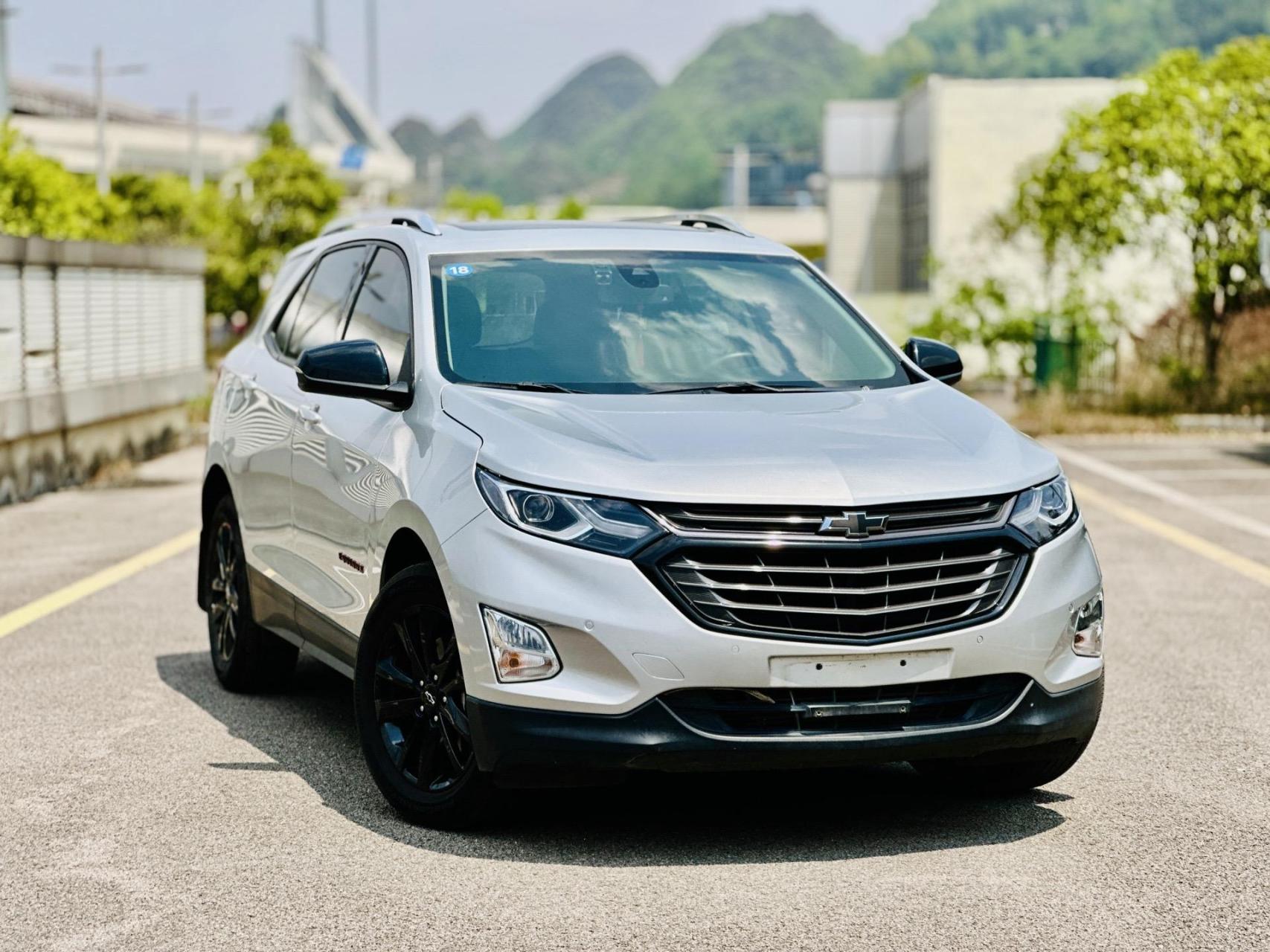 雪佛兰探界者rs550t四驱捍界版.