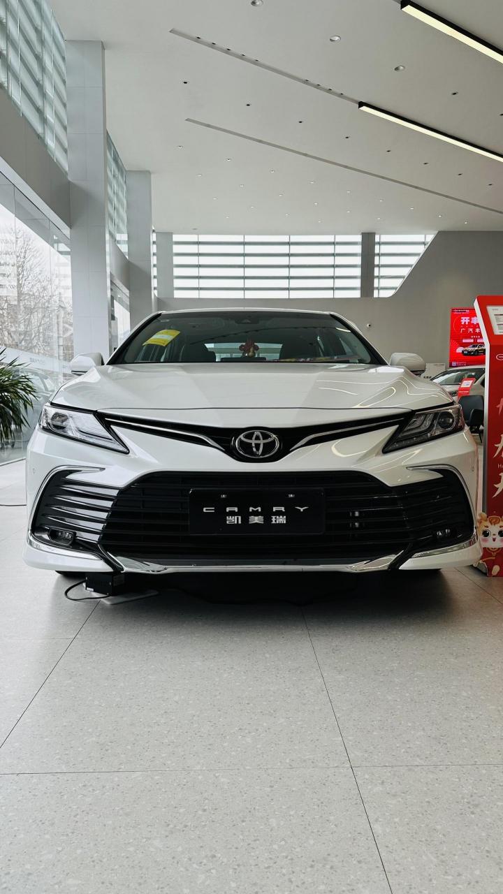 第八代凯美瑞闭眼入就完了,这一代太经典!凯美瑞