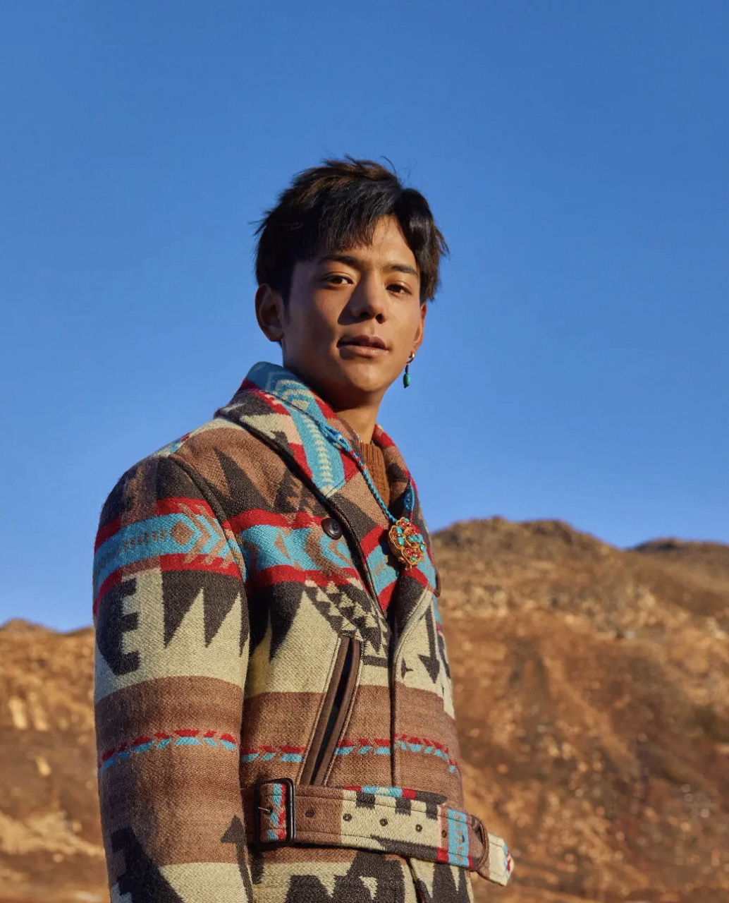 丁真《男人装》杂志大片 丁真《男人装》杂志大片来了,有种国家地理的