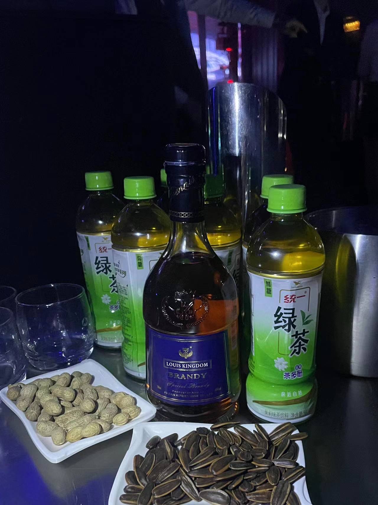 石狮万国会酒吧图片