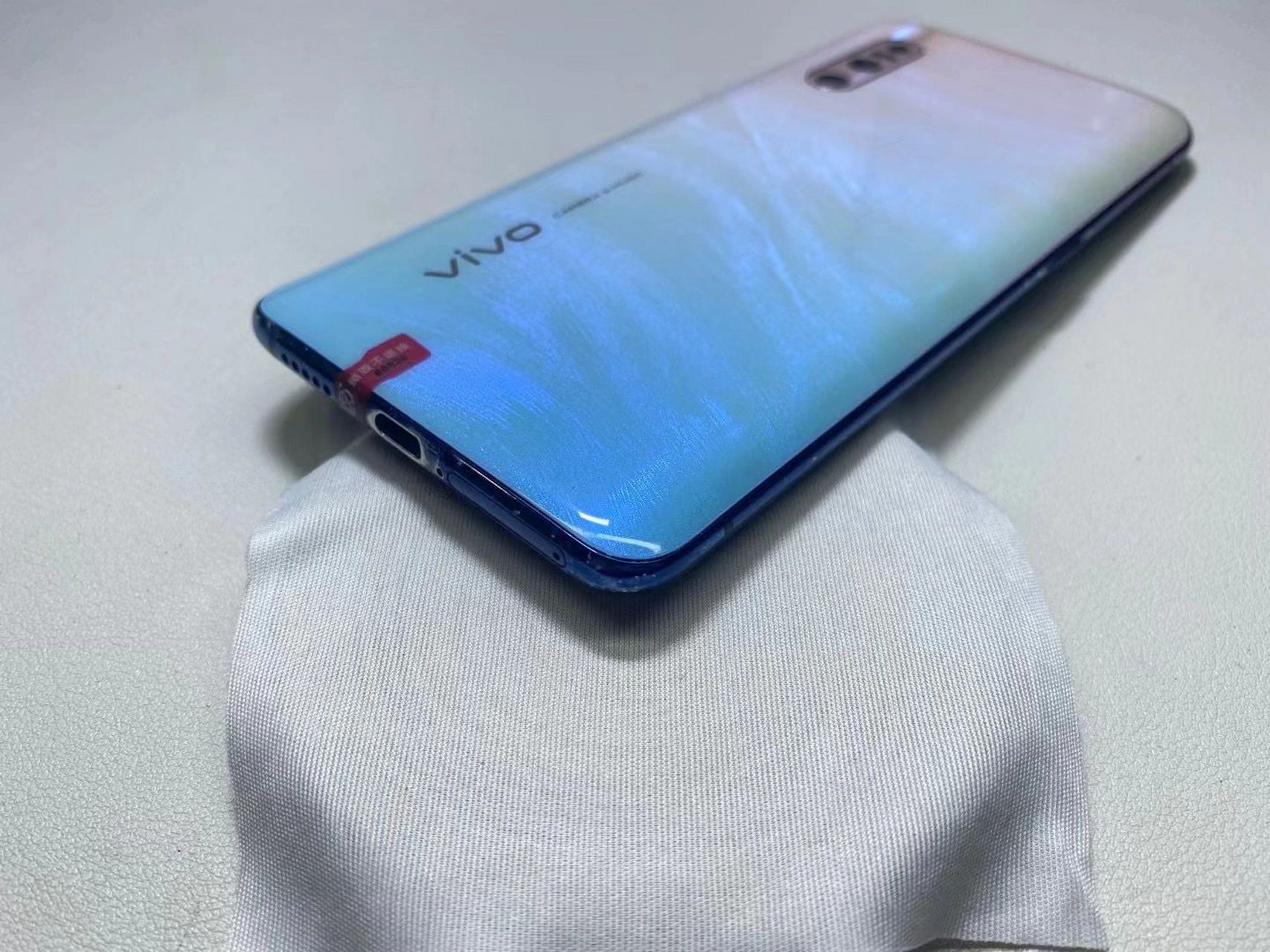 7515vivo x27 蓝色8g 128g  商家价06799 7515vivo x27