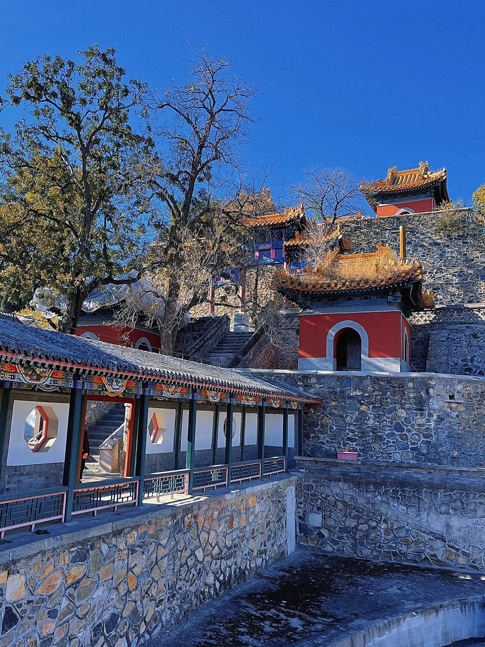 北京最难约的古迹 - 黑龙潭龙王庙丨市保 黑龙潭及龙王庙,位于北京市