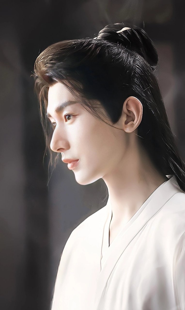 成毅绝美私藏图        不是你小子帅的有点超过啊9398这两天补了