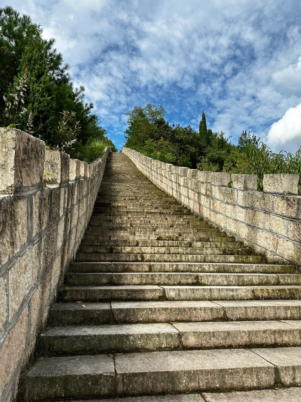 东阳溪口小长城