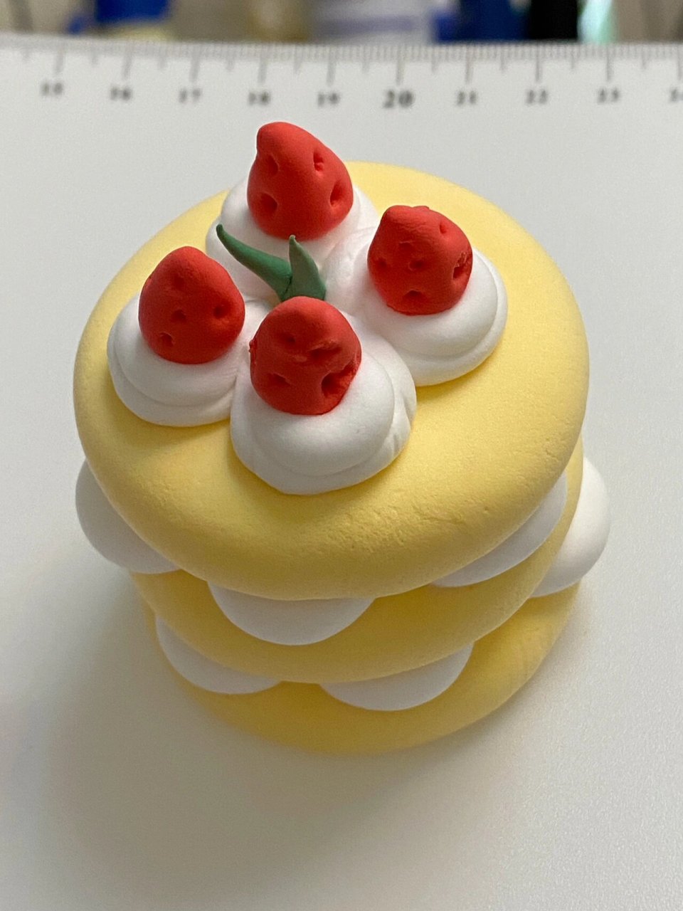 超轻粘土手工甜品🍮 粘土蛋糕 瑞士卷 马卡龙 草莓裸蛋糕 都是我的