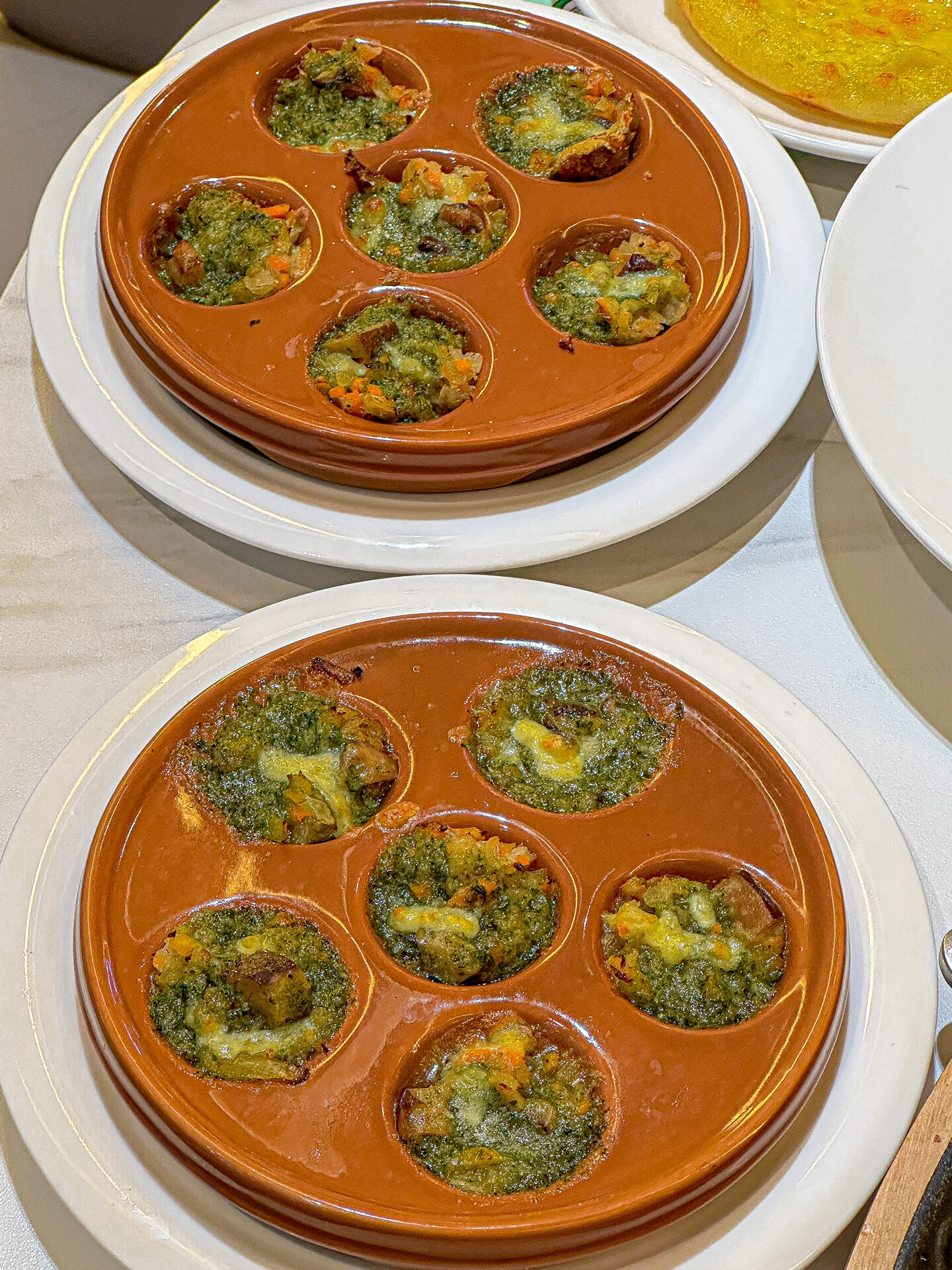 在南昌吃到了萨莉亚蒜香芝士蜗牛06超级香香 07我愿永远相信大学