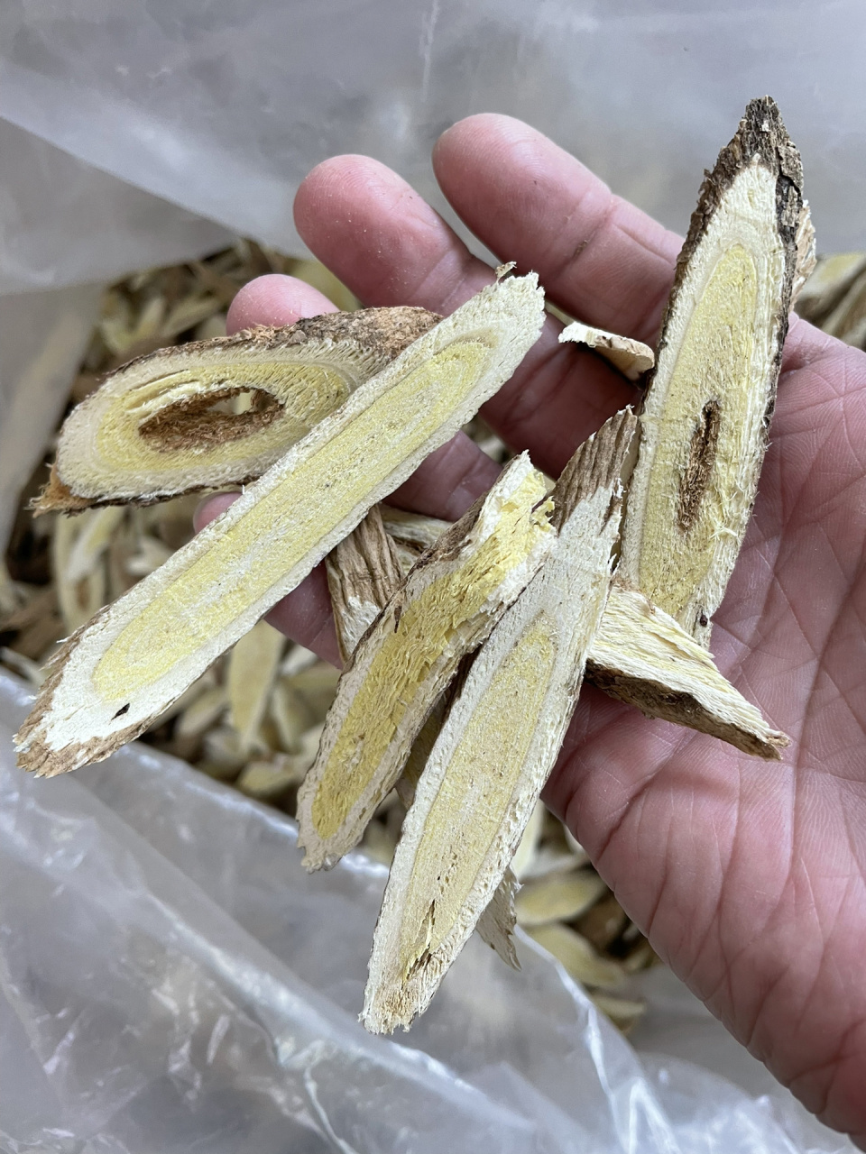 这才是上好野老黄芪 最好的野shanxi老北芪 各种款式 欢迎鉴赏
