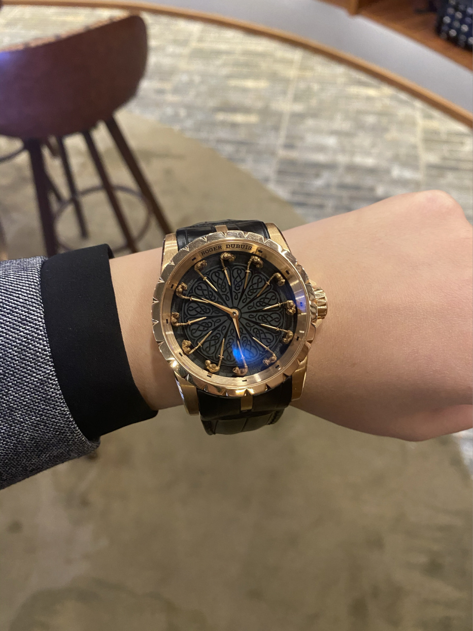 罗杰杜彼十二圆桌骑士 第一次的文章献给工作啦~ 大家来波围观欣赏下