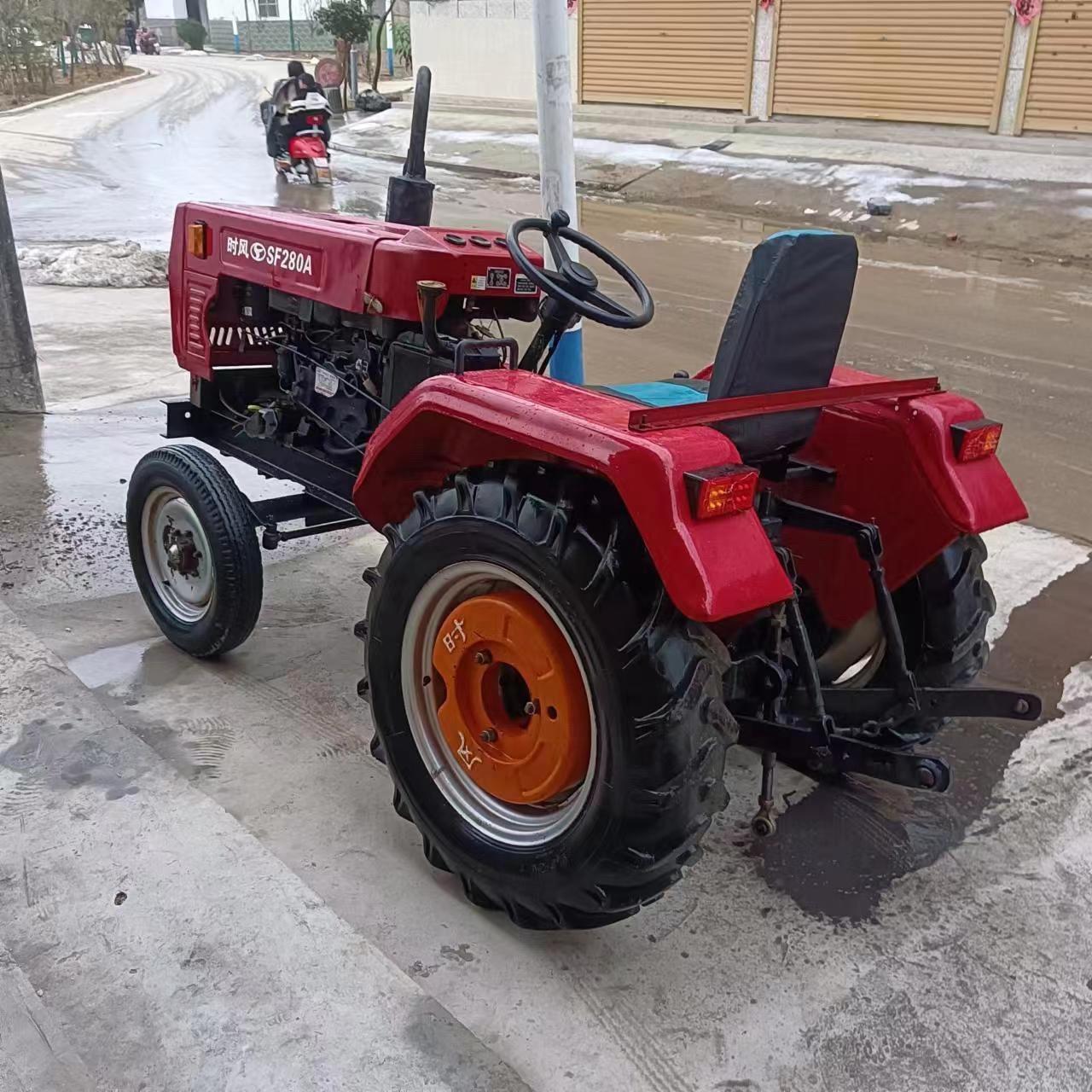 18年的   时风28马力    柴油机sf148-2    一口价8200   车在安徽