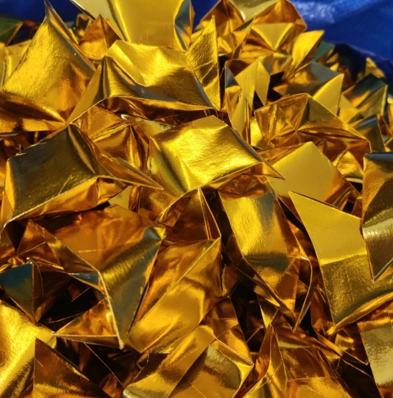 中元节祭祀元宝到底哪种才是正确的呀 必须的金箔纸和银箔纸吗 网上卖