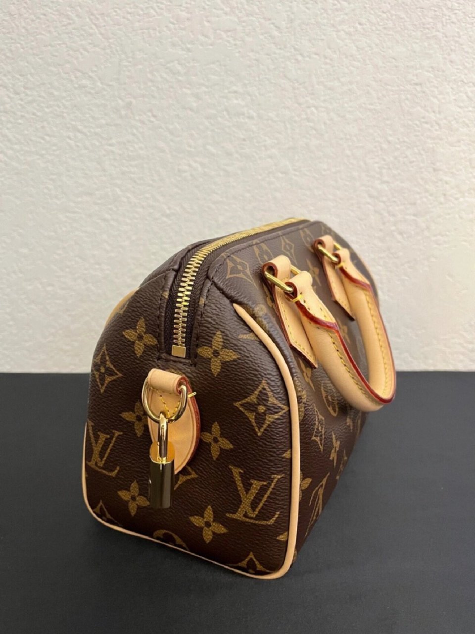 低价!出,lv speedy20 lv 路易威登 speedy 20可拆卸肩带 .