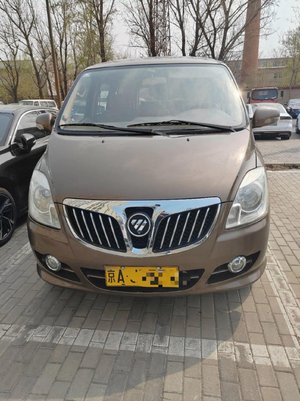 北京黄牌蒙派克!最新到14年福田蒙派克,10座,中型客车,2.