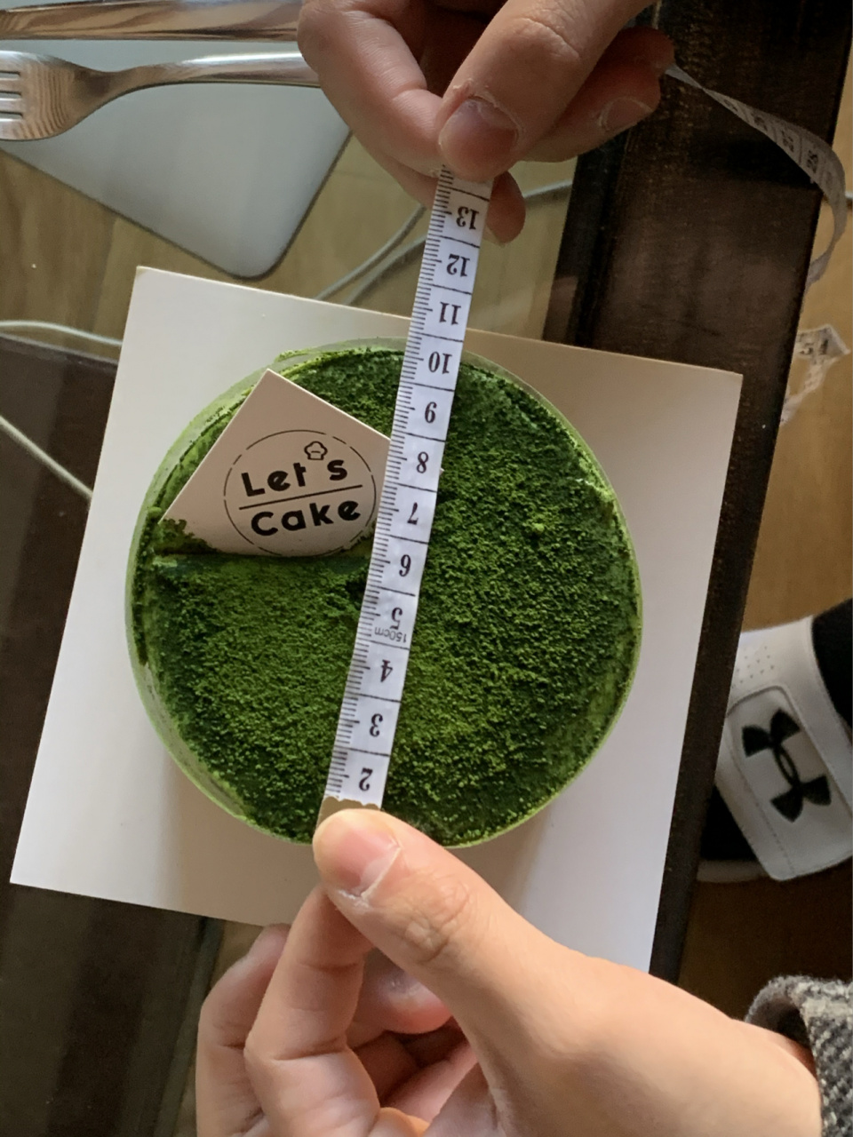 一个四寸的蛋糕有多大?