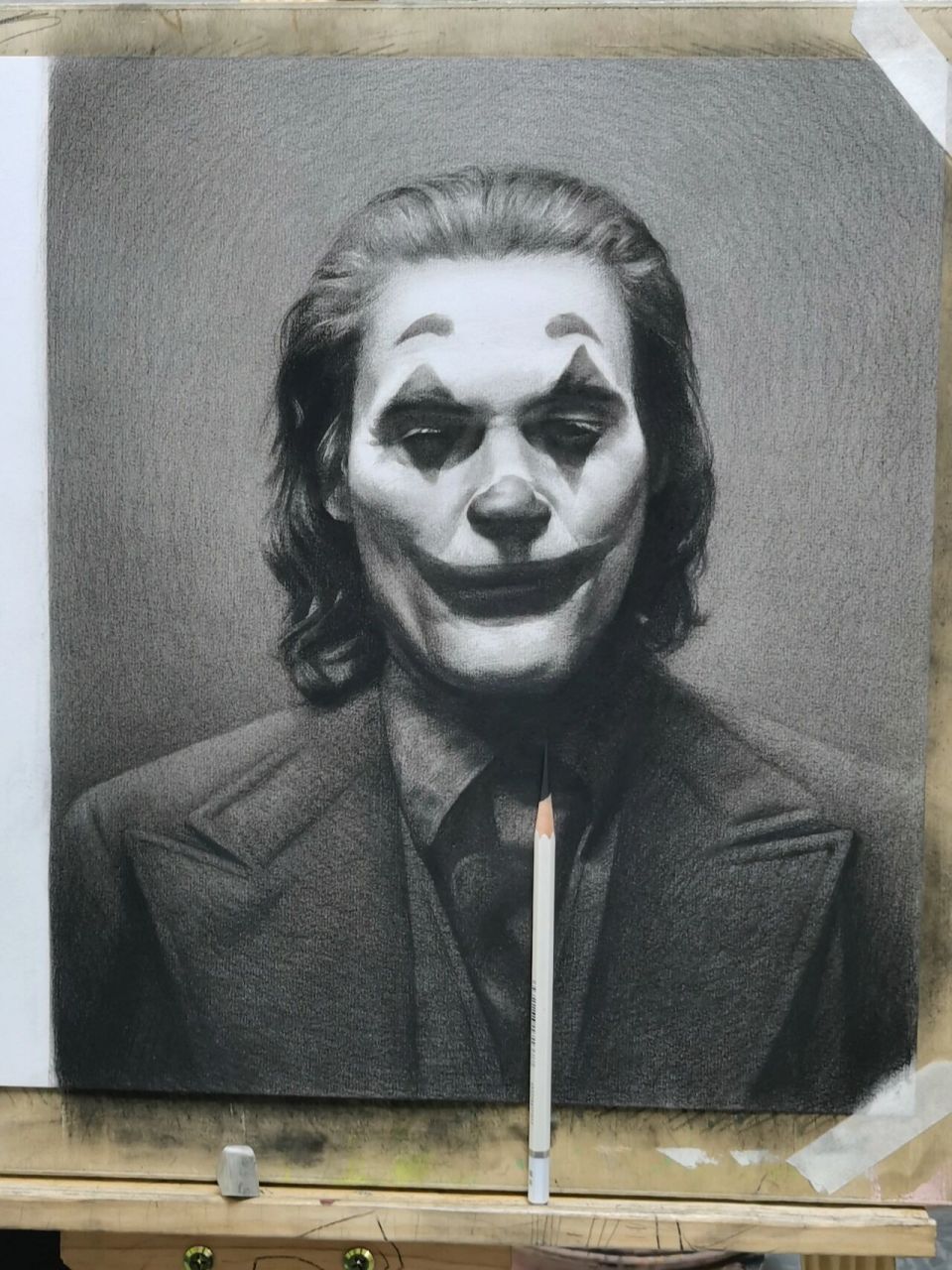 小丑素描步骤    先这样 再那样,就出来了 很简单嘛