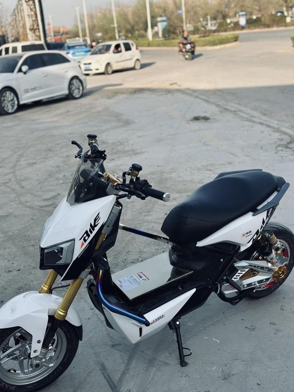 雅迪x5改装案例.