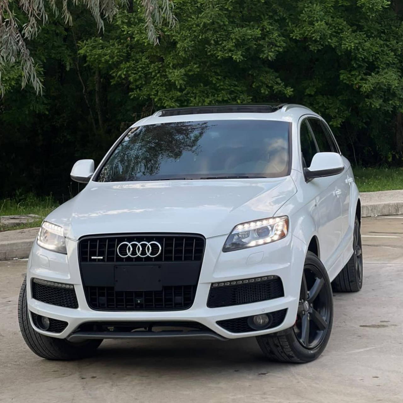 白色q7是真的优雅奥迪q7