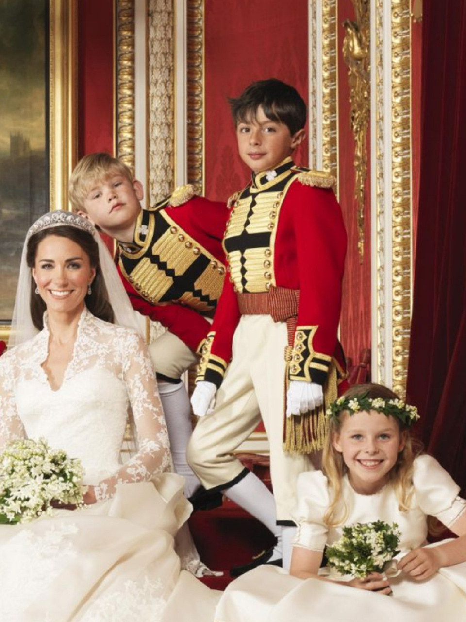婚礼上的侍童制服 英国皇室婚礼上的侍童制服,由 kashket & partners