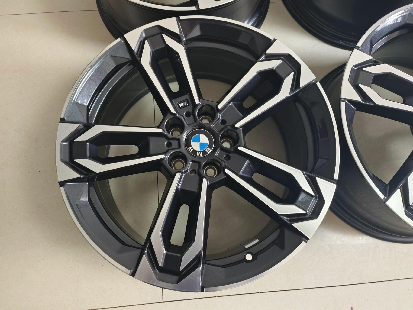 2024款u11 宝马x1轮毂 19寸 原厂正品10公里㎞ 拆车成色99.