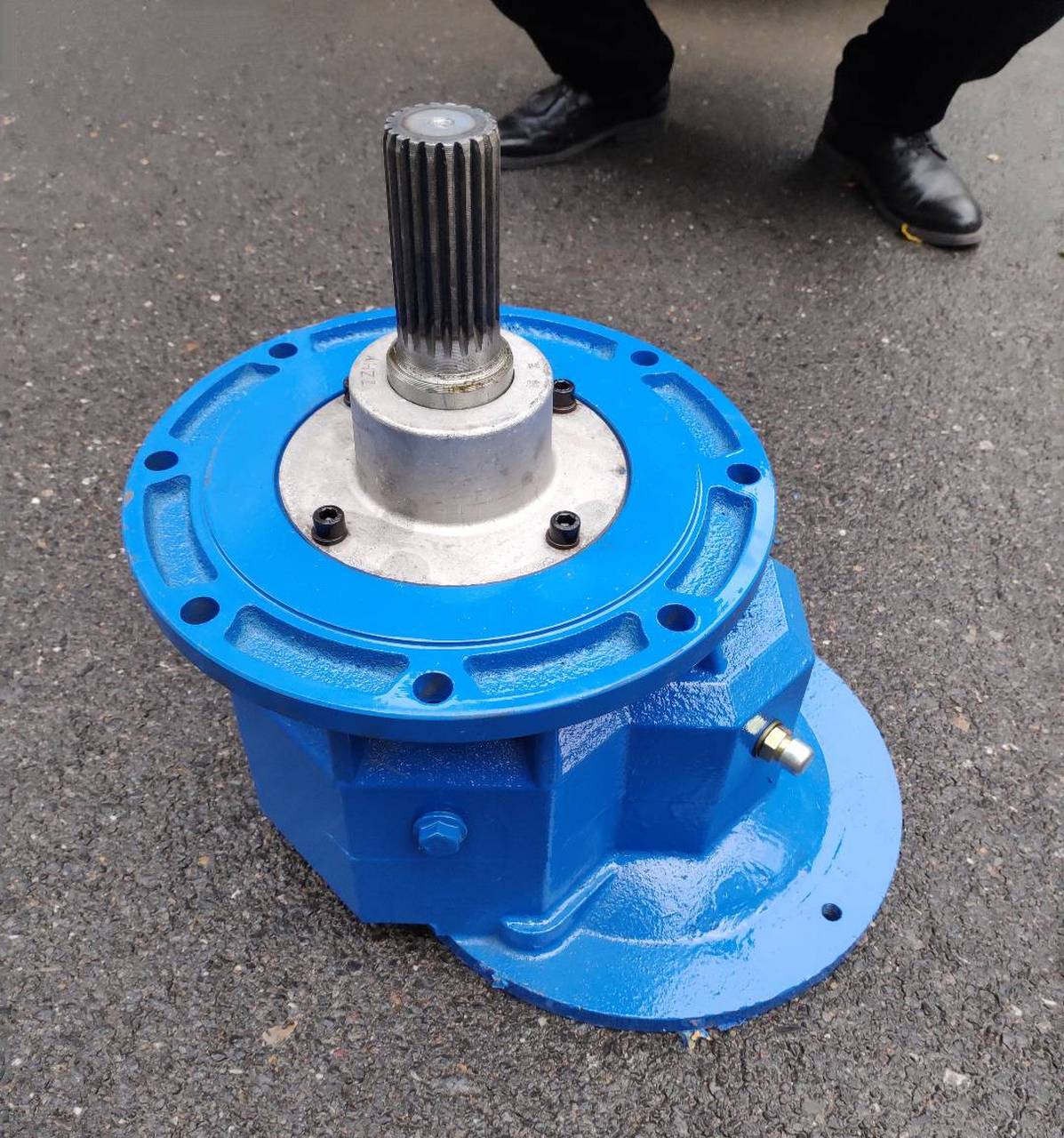 螺旋输送机减速机绞龙传动齿轮变速箱.