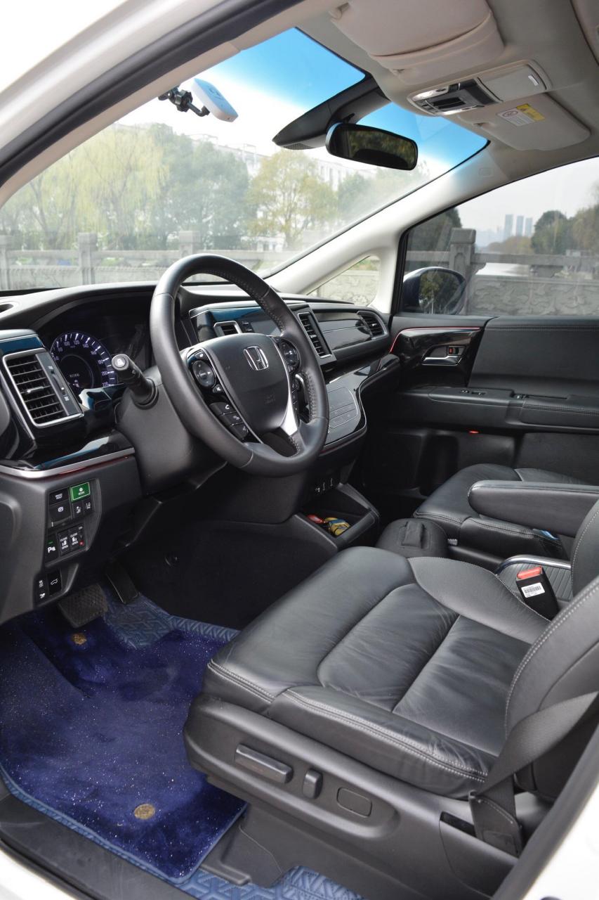 艾力绅 2019款 2.0l 混动豪华版 21.38万-6.