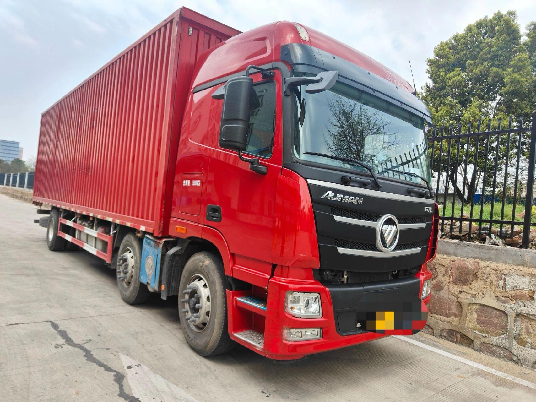 福田欧曼gtl九米六三桥飞翼, 22年5月上牌,290马力,5万公里