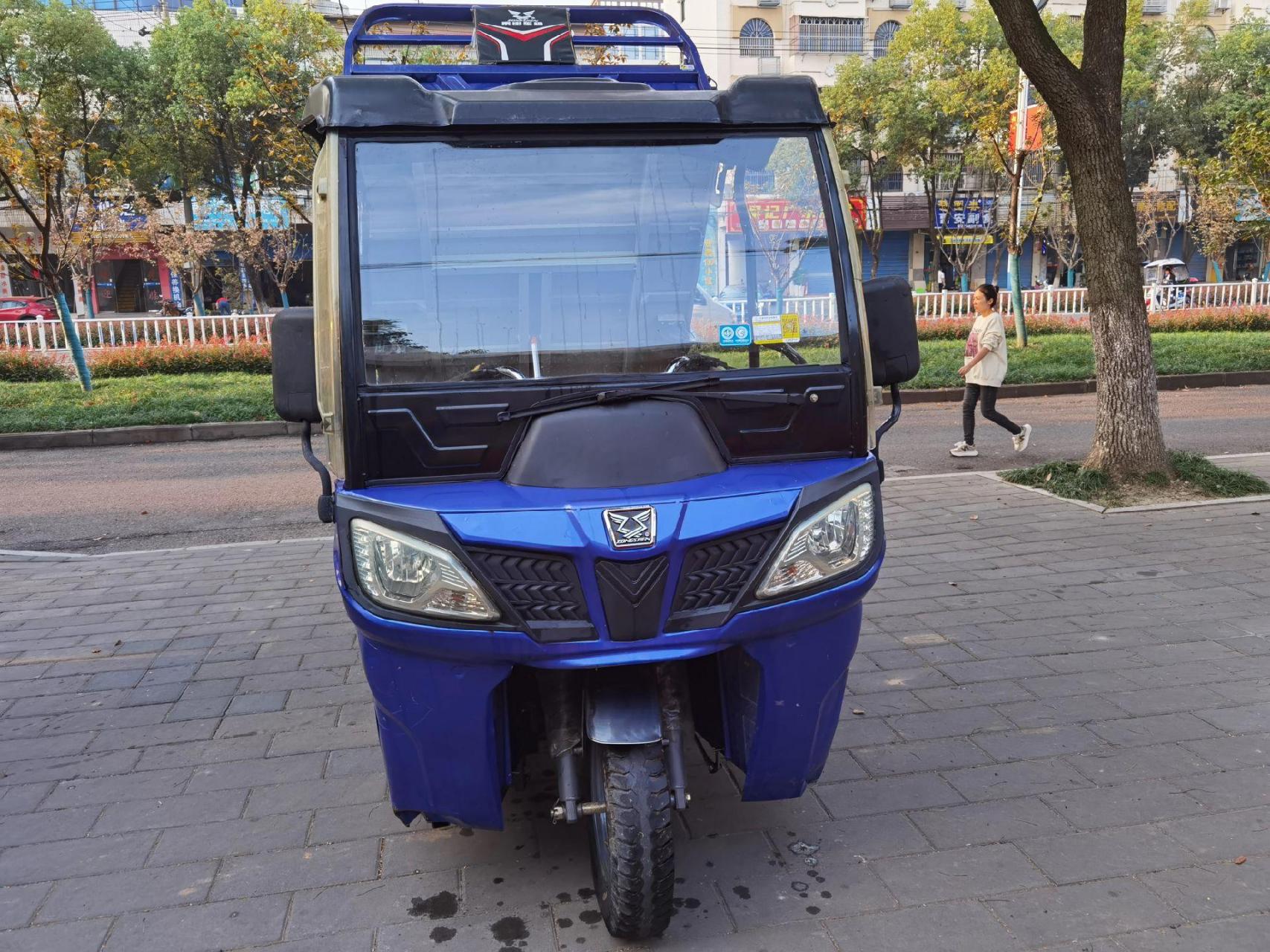 2021年出厂江苏宗申200自卸三轮车出售,2.