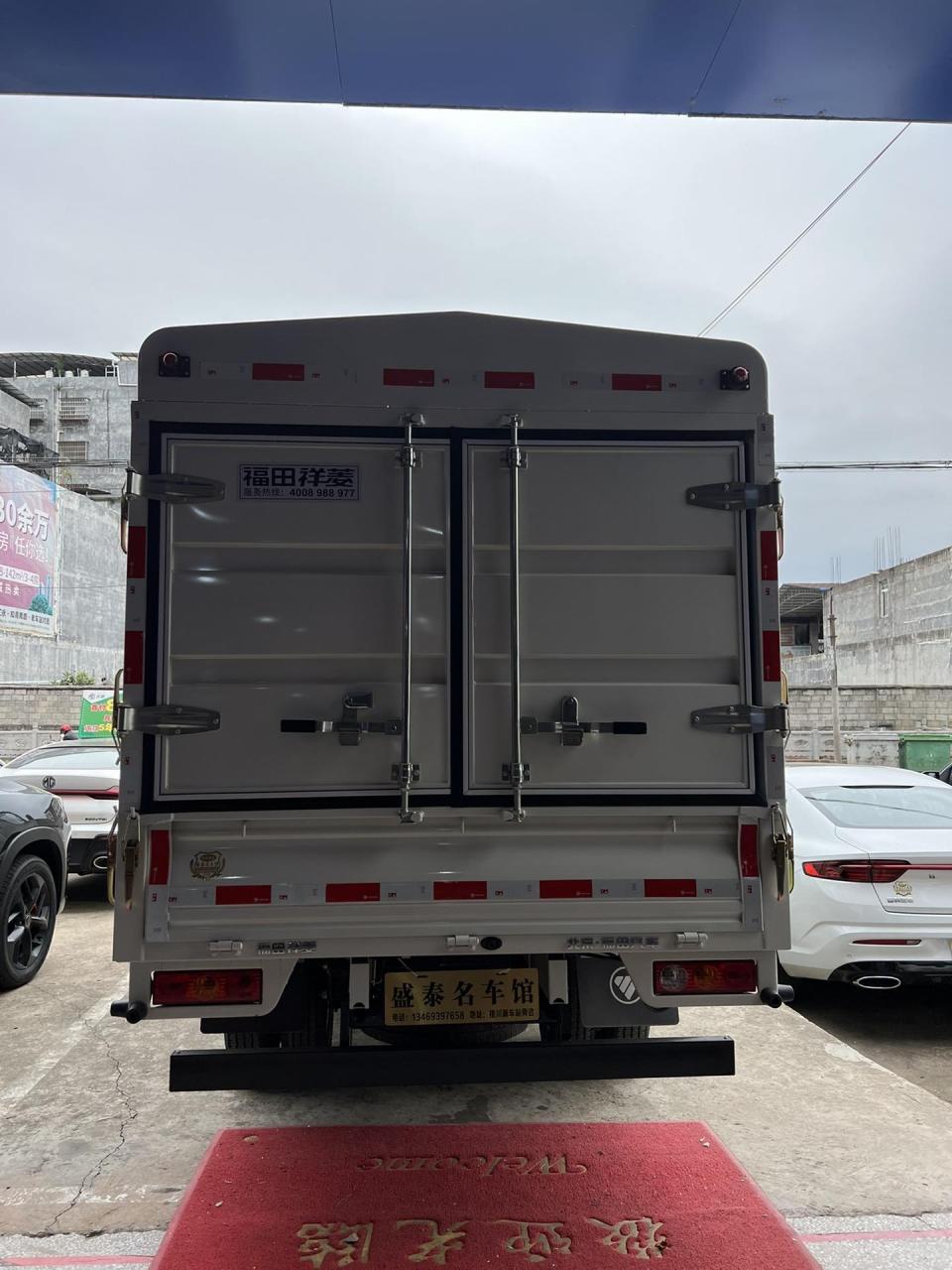 柴油版 福田祥菱m2 待嫁 双排 后双轮 高栏车