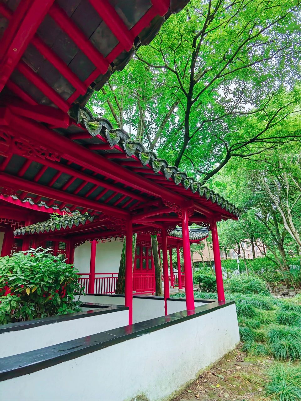 惠南镇古钟园 惠南拍照打卡胜地,位于卫星路的古钟园面积不大,但是