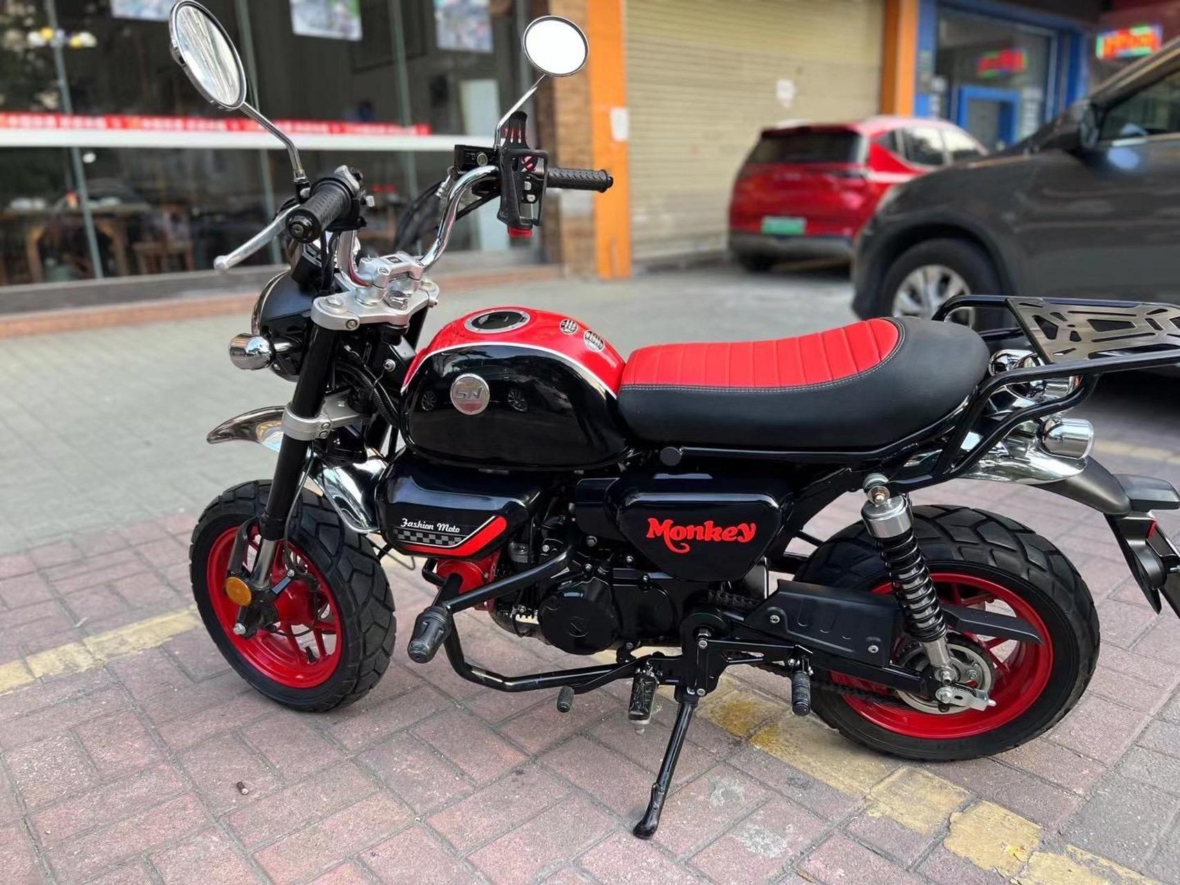 斯托纳 猿猴 电喷125c 熊本手动离合版  粤r带牌协议/ 加装护杠 / 尾