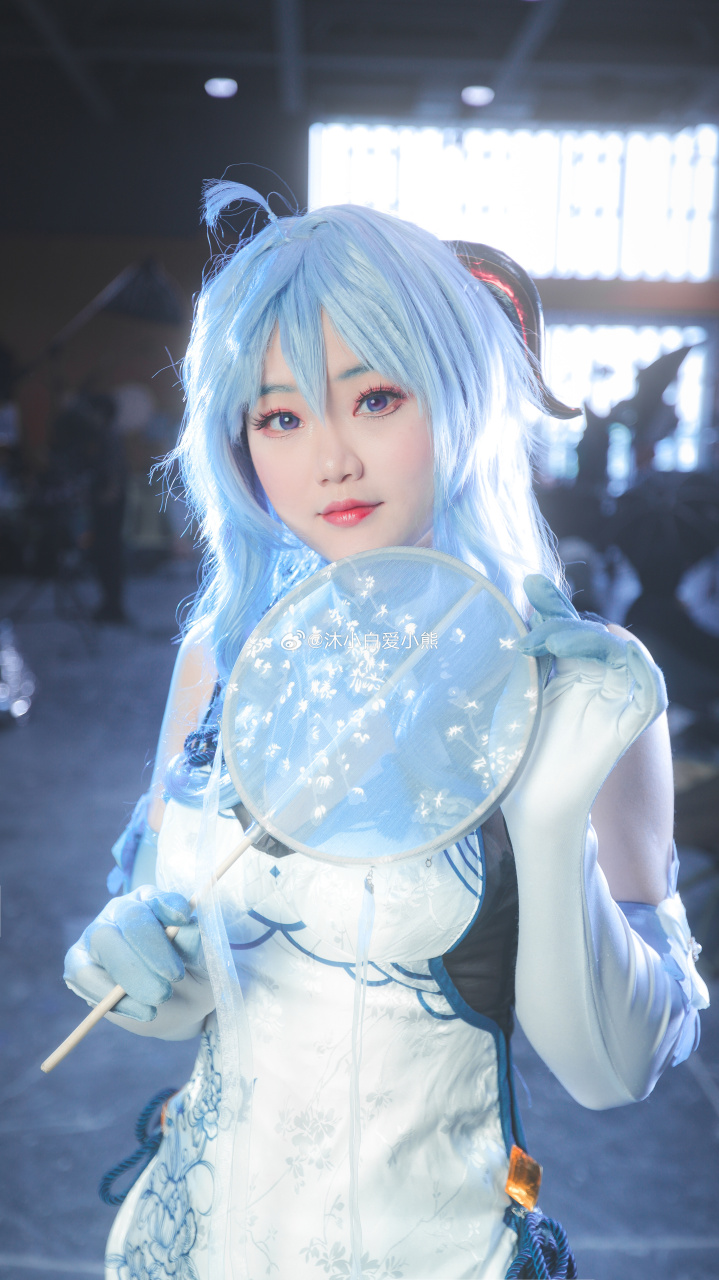 萤火虫场照返图 原神 甘雨 同人旗袍 cos 动漫超话原神超话#二次元