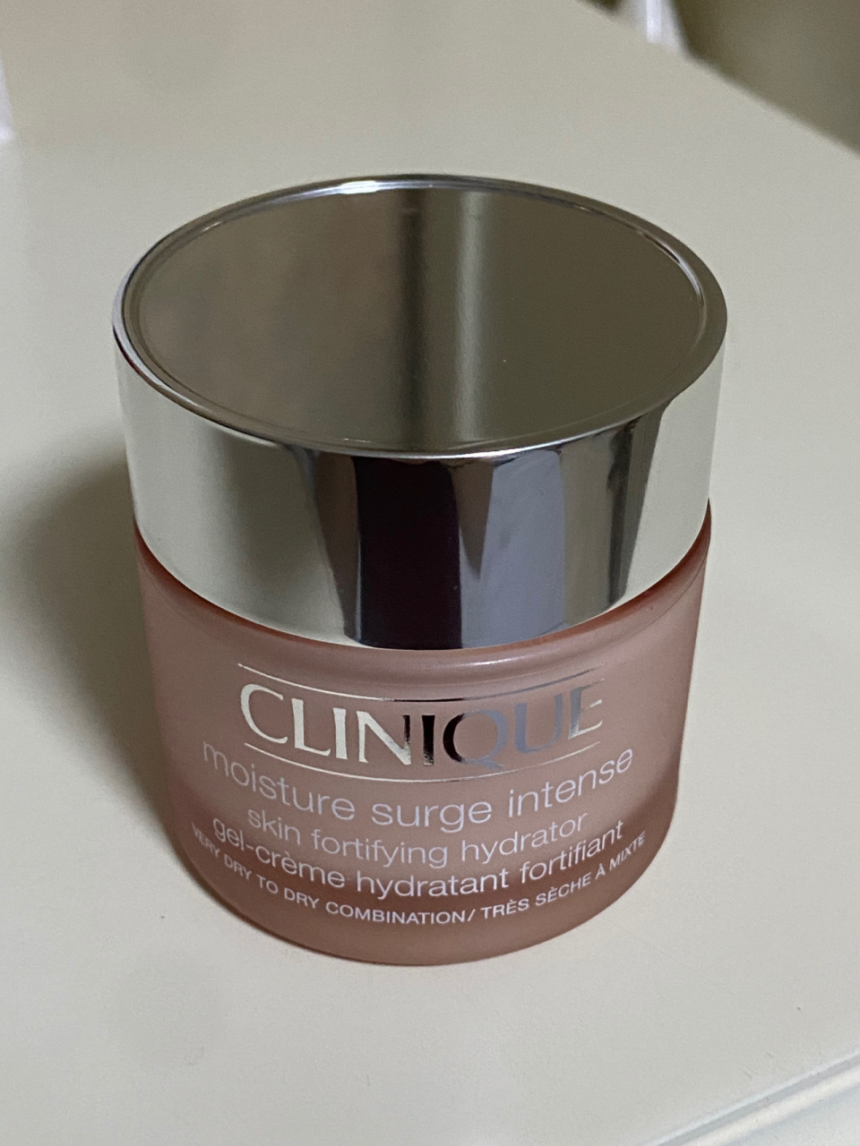 踩雷|千万不要买倩碧水磁场面霜!