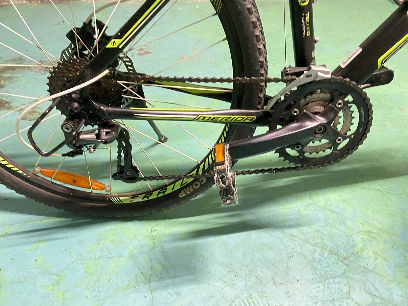 美利达公爵700 山地自行车 17寸  165-178身高     油压碟刹  禧玛诺7