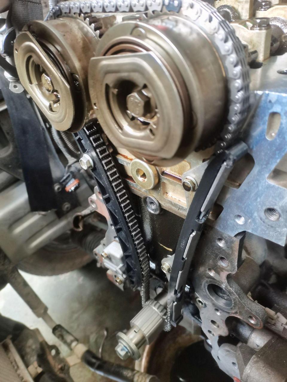 五菱宏光s更换正时链条.