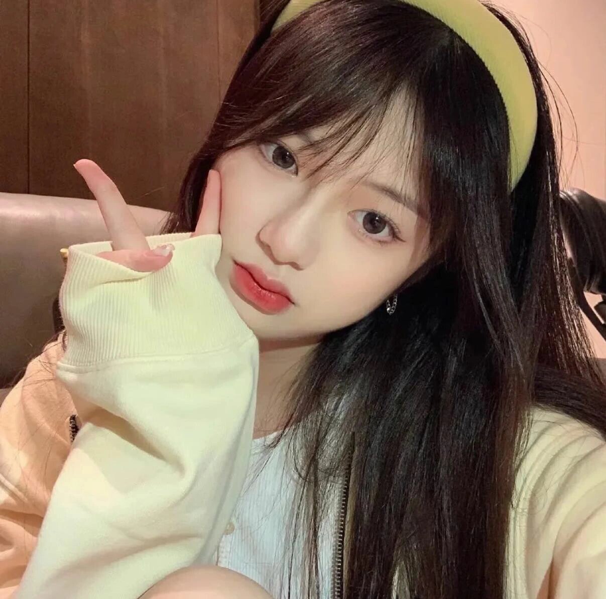 女生头像18～20岁的女孩子