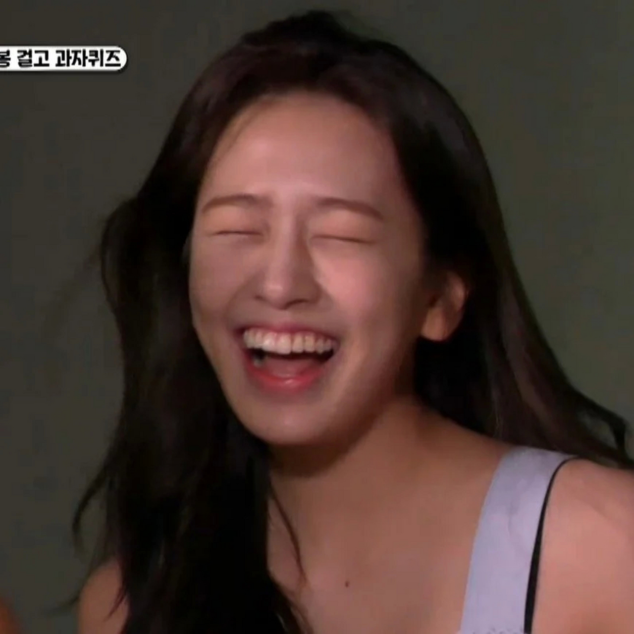 安宥真小时候的照片就像是昨天刚拍的 可爱等比放大02