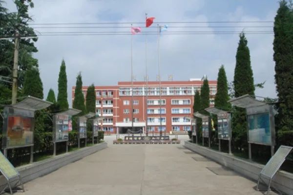 广州小升初丨海珠区公办初中—五中滨江学校 广州市五中滨江学校创办