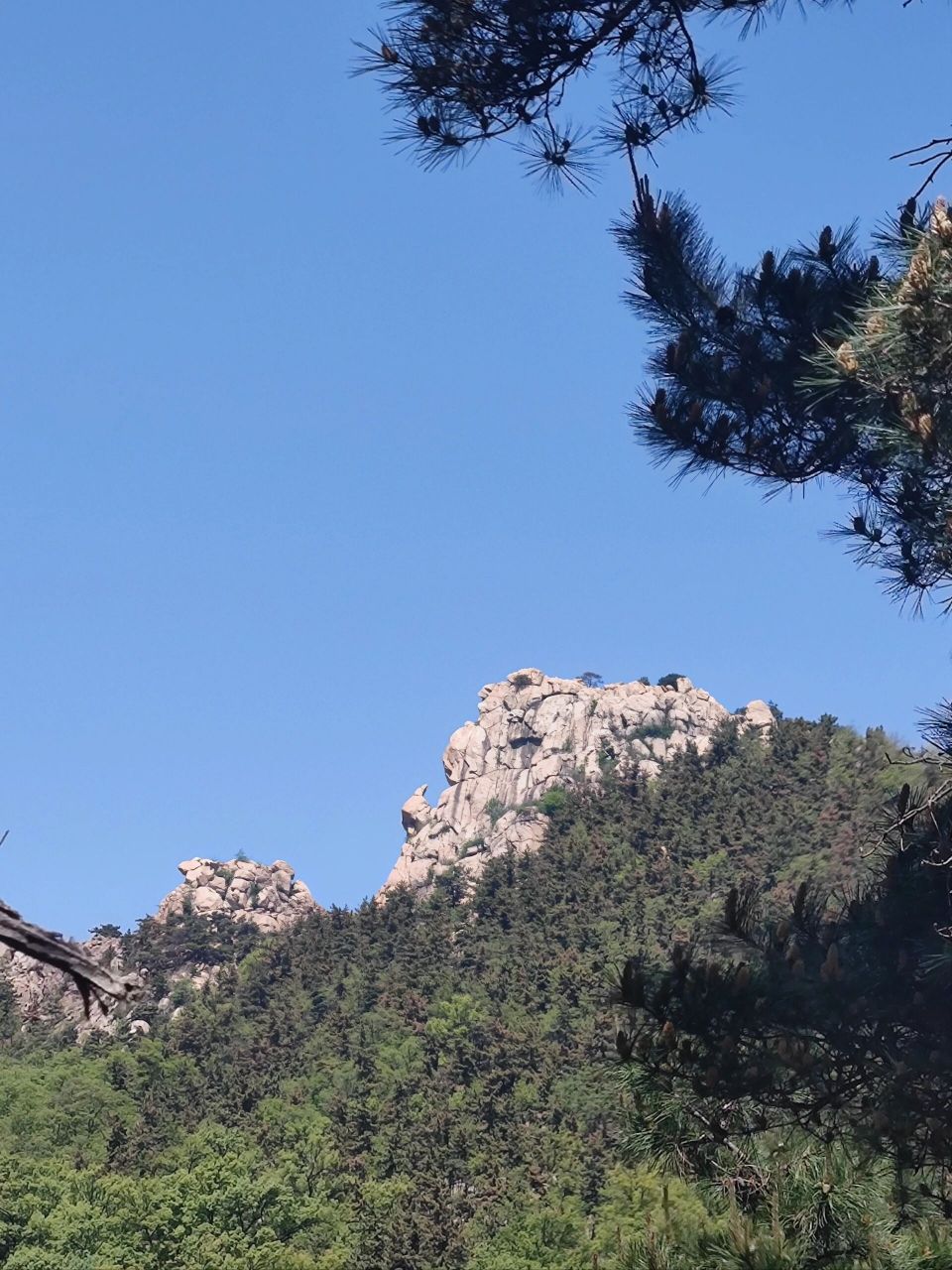 五一徂徕山龙湾地质公园一日游 环境真的很好,很多奇石景观,当地志愿