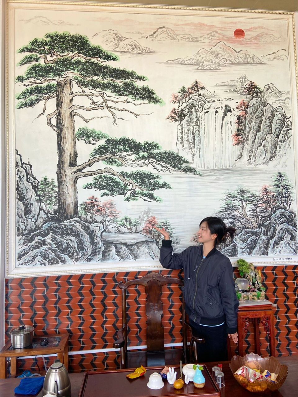 迎客松茶室手绘背景墙🎨 🎨山水墙绘壁画 🎨茶室手绘迎客松背景