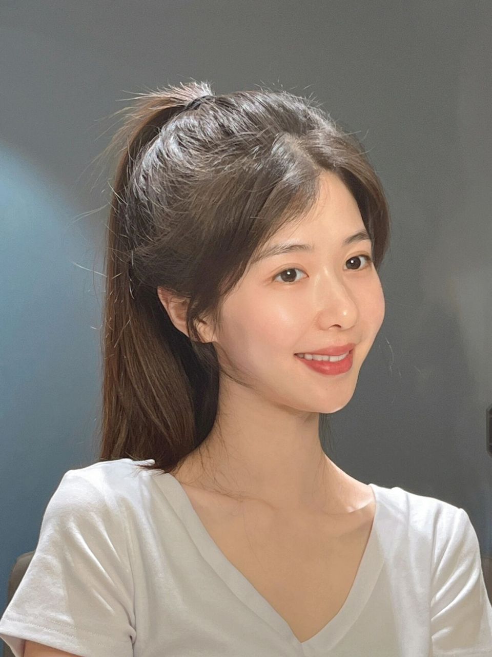 高马尾刘海教程拍好啦～ 已经拍好了,这两天就发哦